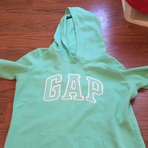 Gap sweatshirt